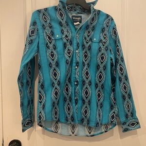 Boys western tribal print Wrangler button down shirt, size XL (14-16). #k73
